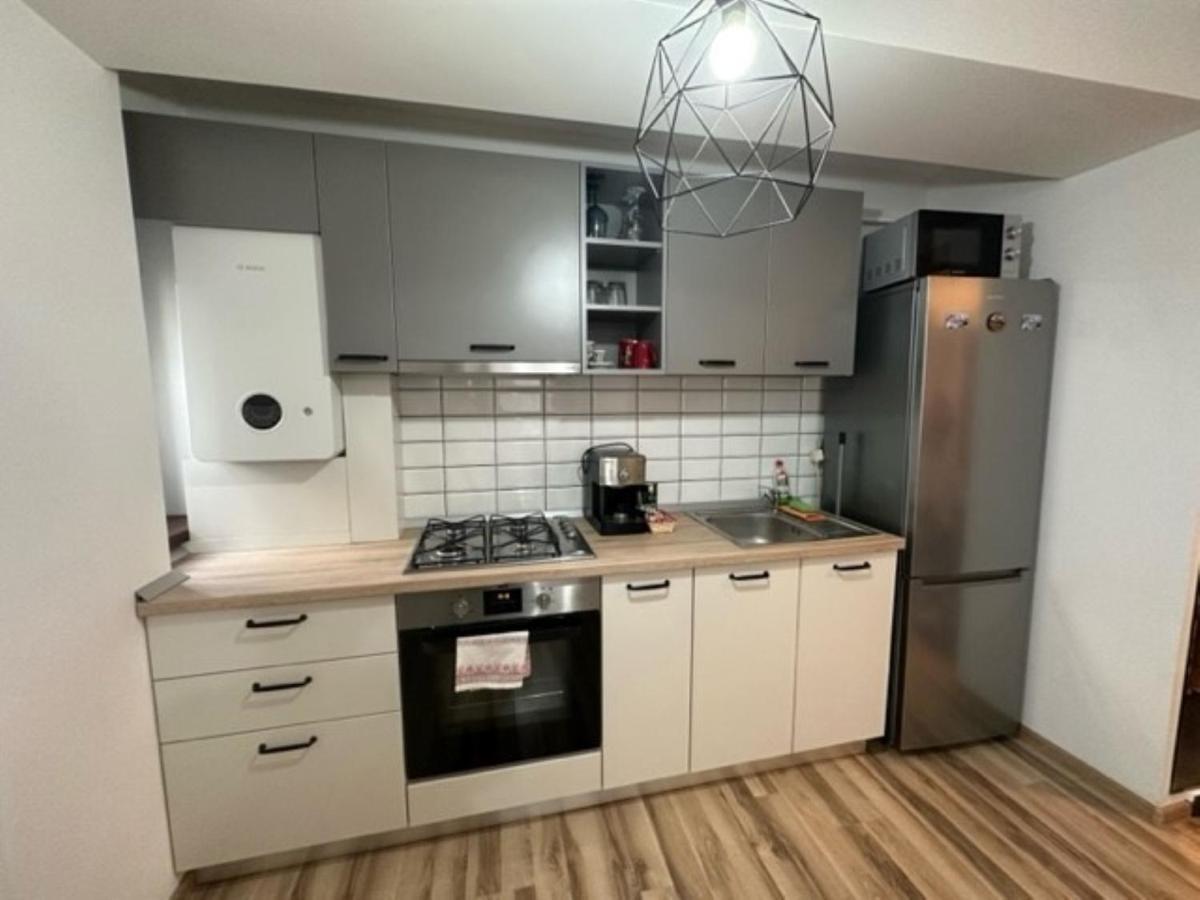 Escape Lounge Apartment Craiova Luaran gambar