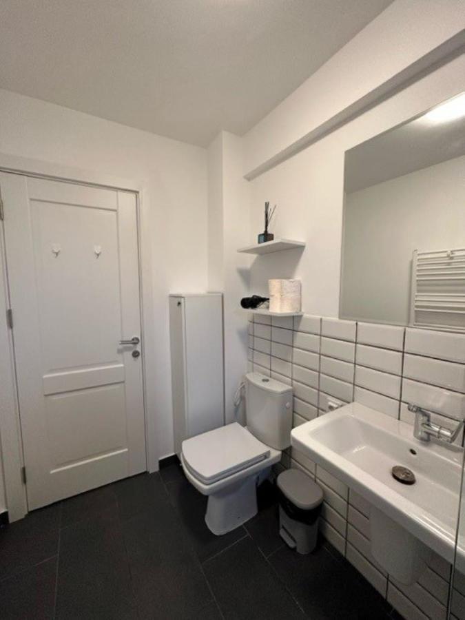 Escape Lounge Apartment Craiova Luaran gambar