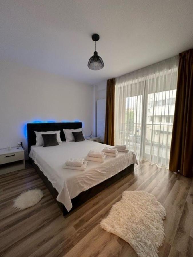 Escape Lounge Apartment Craiova Luaran gambar